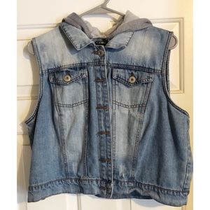 Armless Jean Jacket Hoodie Size XL